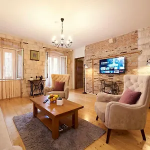 https://apartment-marija-trogir-21220-3.splithotels.org